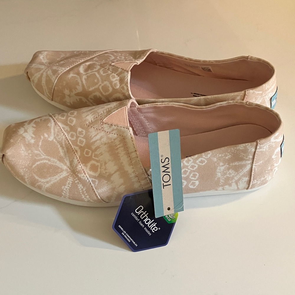 TOMS Women's Blush Pink Patterned Canvas Slip-Ons